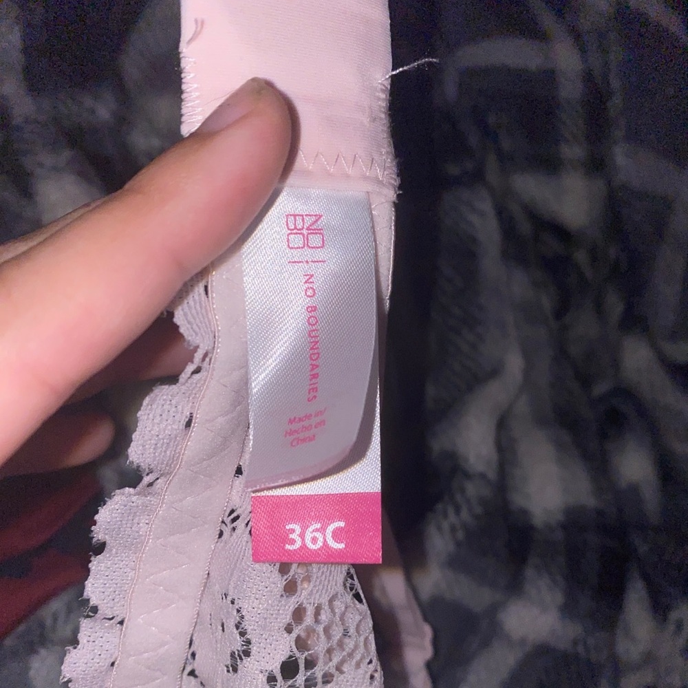 bra - Picture 2 of 2